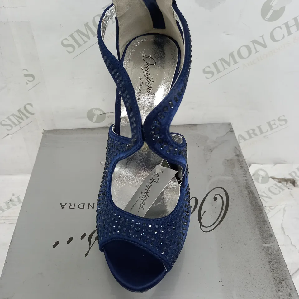 NAVY SATIN RHINE STONES STILLETTO SIZE 5