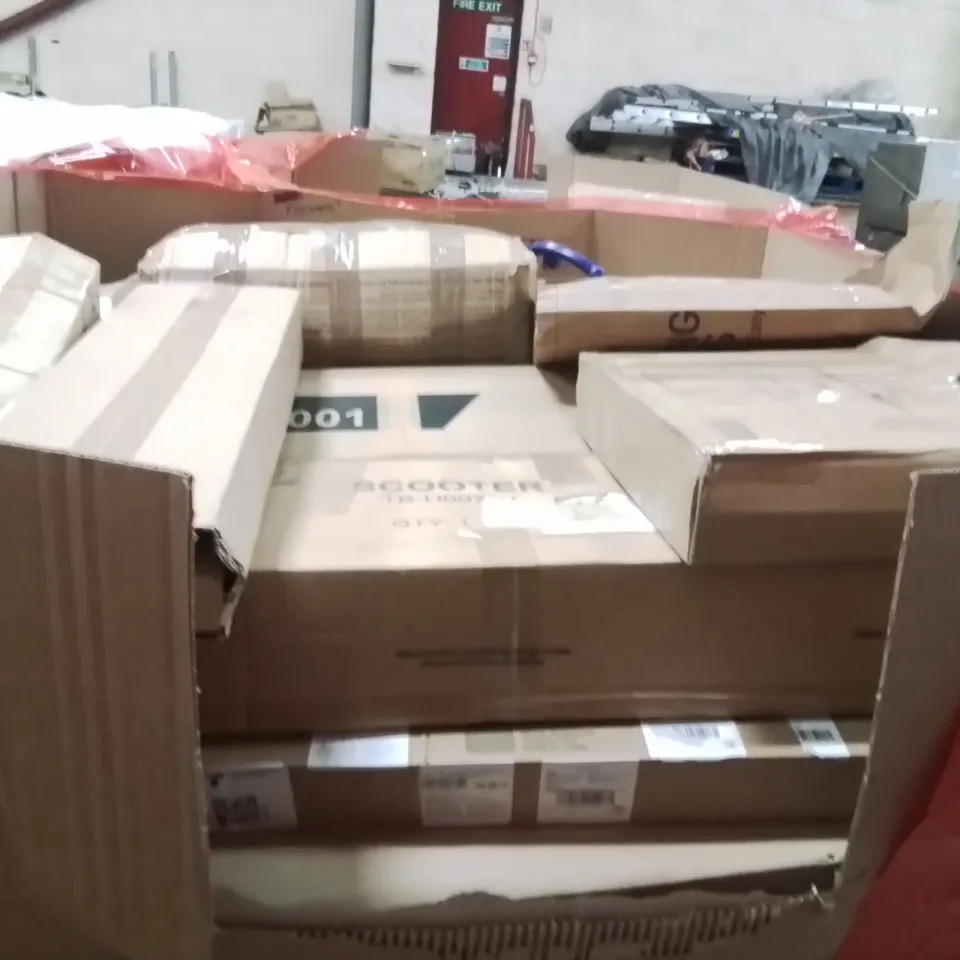 PALLET OF ASSORTED HOUSEHOLD GOODS AND PRODUCTS TO INCLUDE;WATER SPRAY MOP,BALLOON PARTY ARCH 