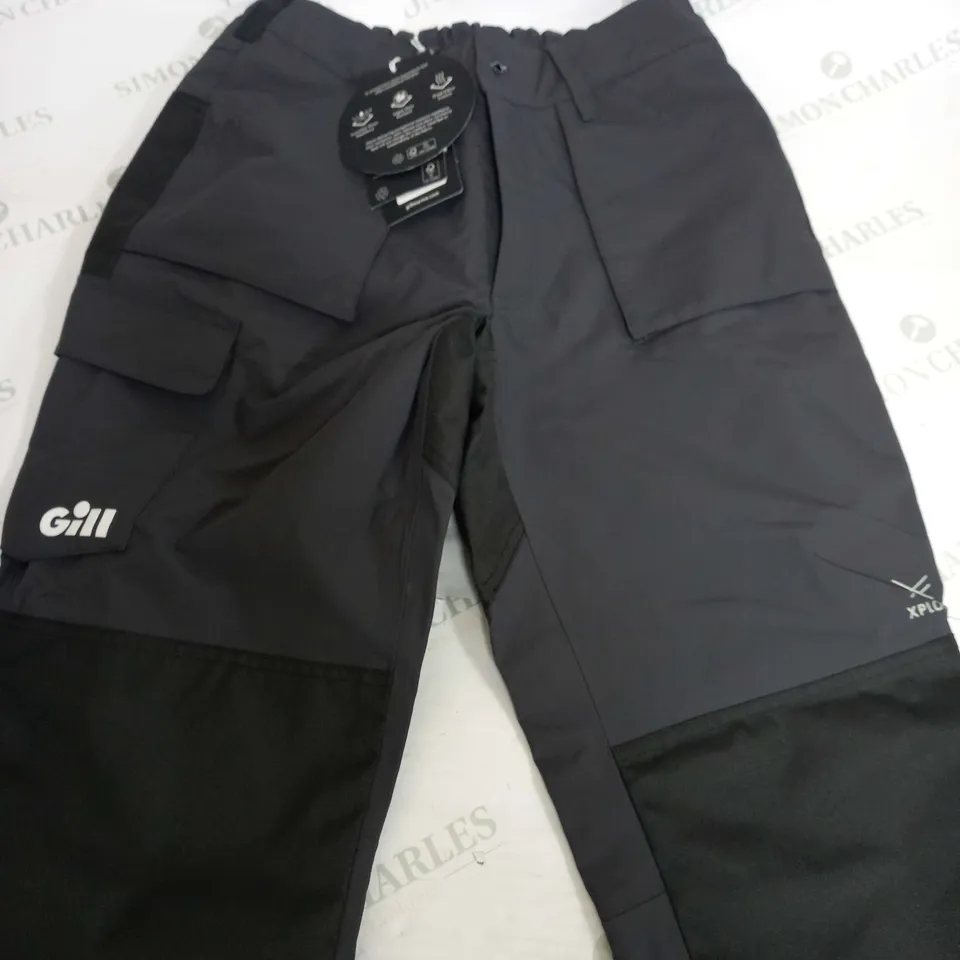 GILL MENS COASTAL PANTS IN GRAPHITE - SMALL