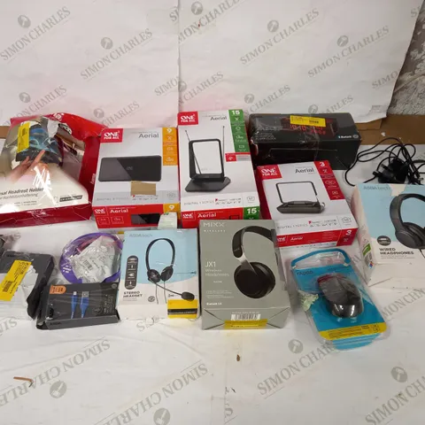 LOT OF APPROXIMATELY 5 ASSORTED ELECTRICAL ITEMS TO INCLUDE JX1 WIRELESS HEADPHONES, HAMA HEADREST HOLDER, AND ONE FOR ALL ARIEL ATC.