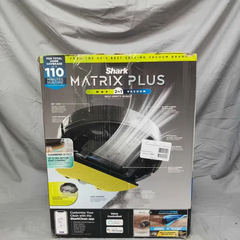 OUTLET SHARK PLUS 2 IN 1 SELF EMPTY ROBOT VACUUM & MOP