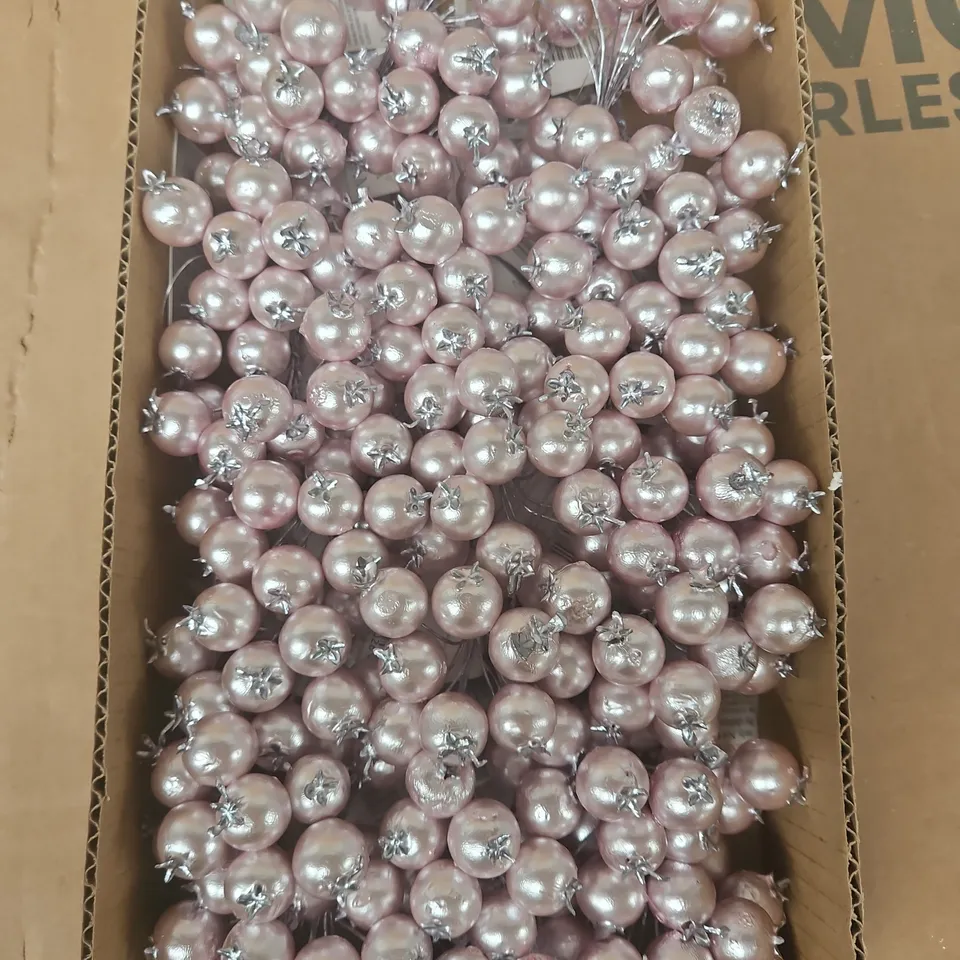 APPROXIMATELY 24 GISELA GRAHAM ARTIFICIAL PINK BERRY STEMS