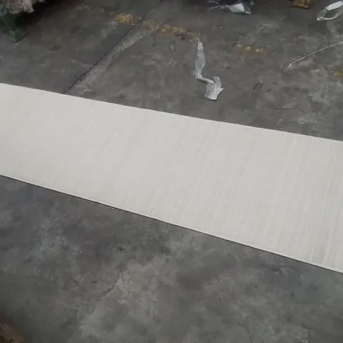 QUALITY DESIGNER AREA RUG - APPROXIMATELY 230X60CM