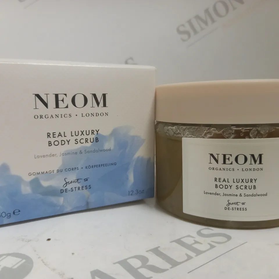 BOXED NEOM REAL LUXURY BODY SCRUB 350G 