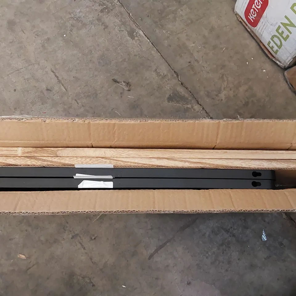 BOXED DESIGNER WALL SHELF (1 BOX)