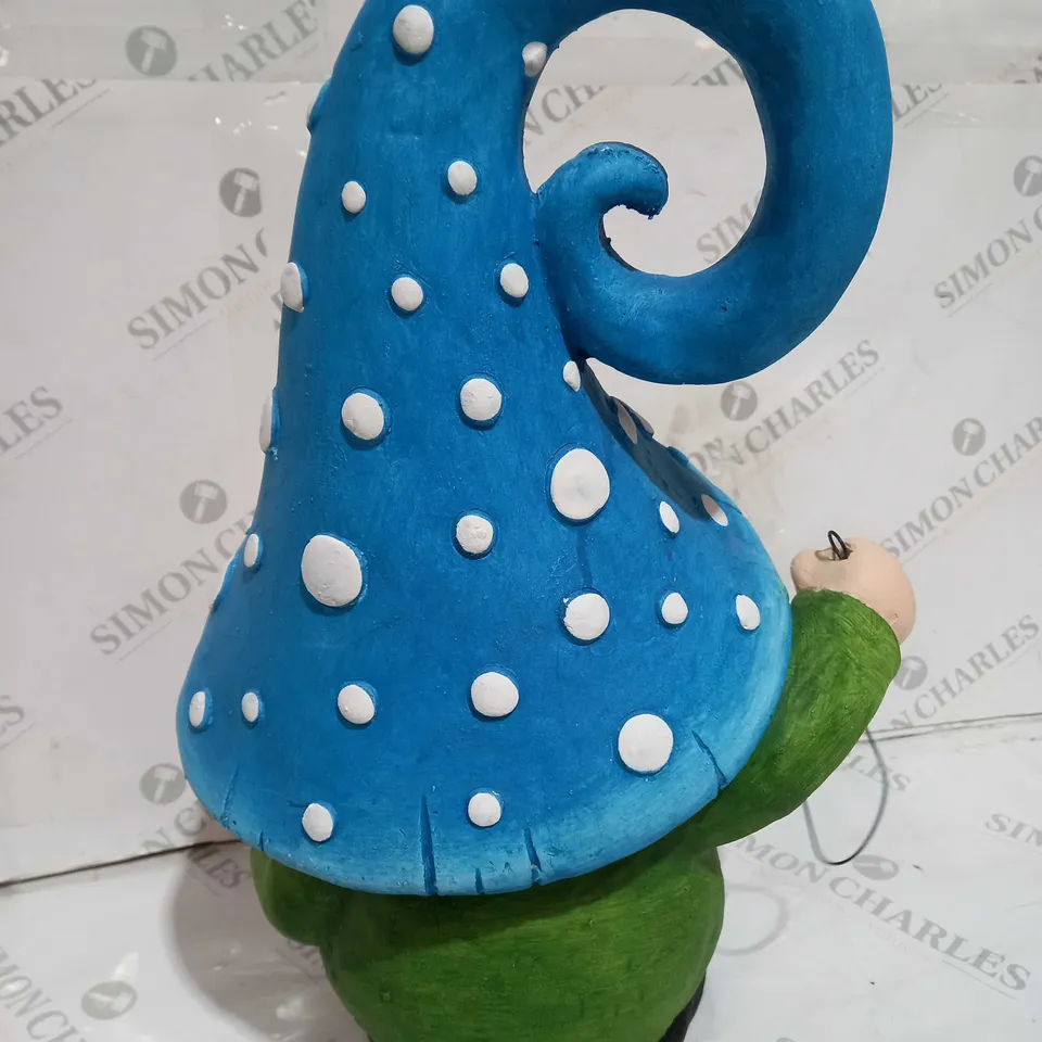BOXED GARDEN GNOME WITH BLUE TALL HAT