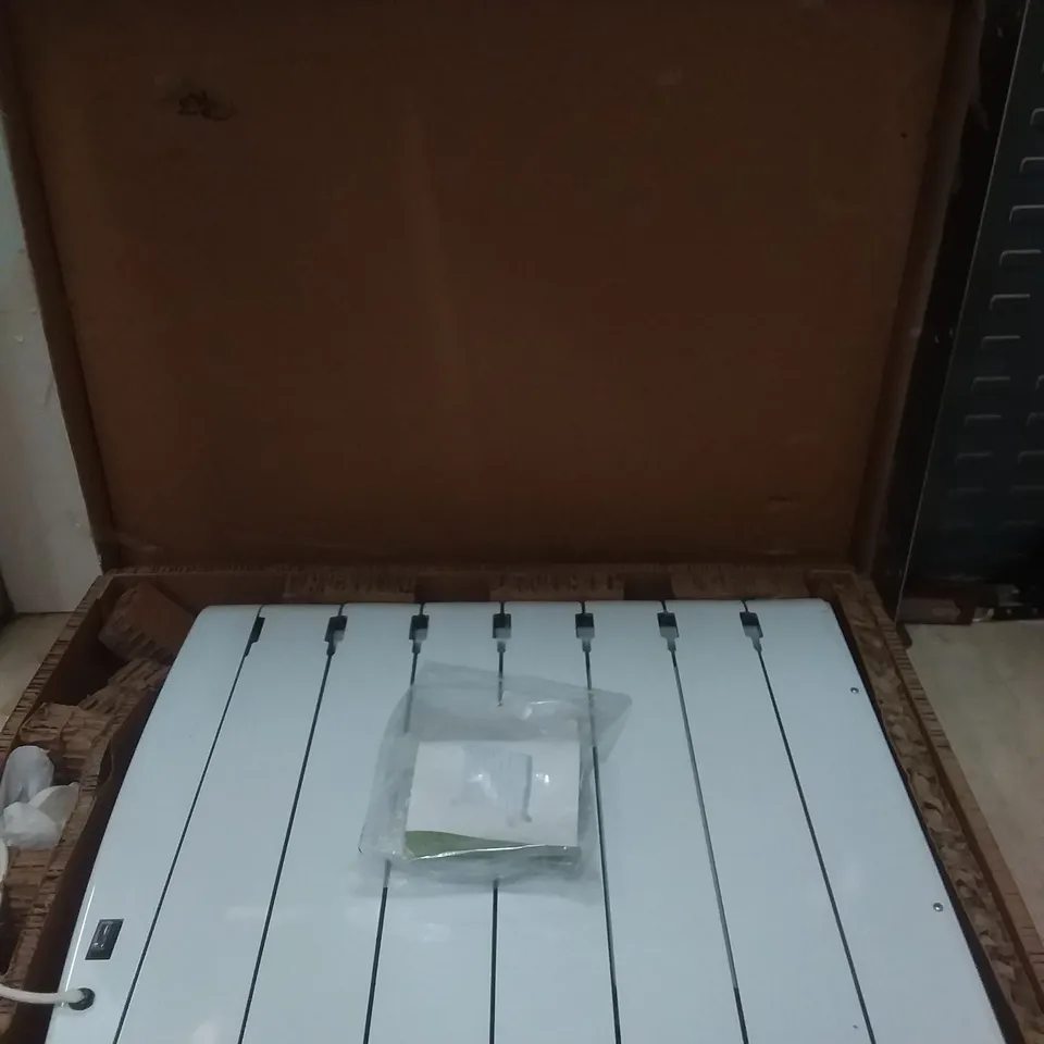 BOXED WARM HOME CERAMIC RADIATOR 2000W ( WHITE ) 