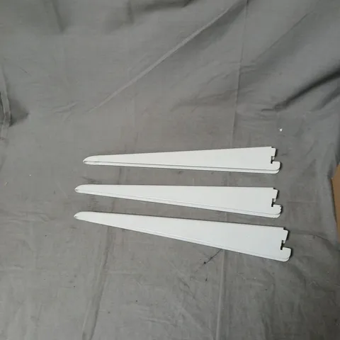 WHITE VENETIAN BLIND SLATS – SET OF APPROXIMATELY 10 ITEMS