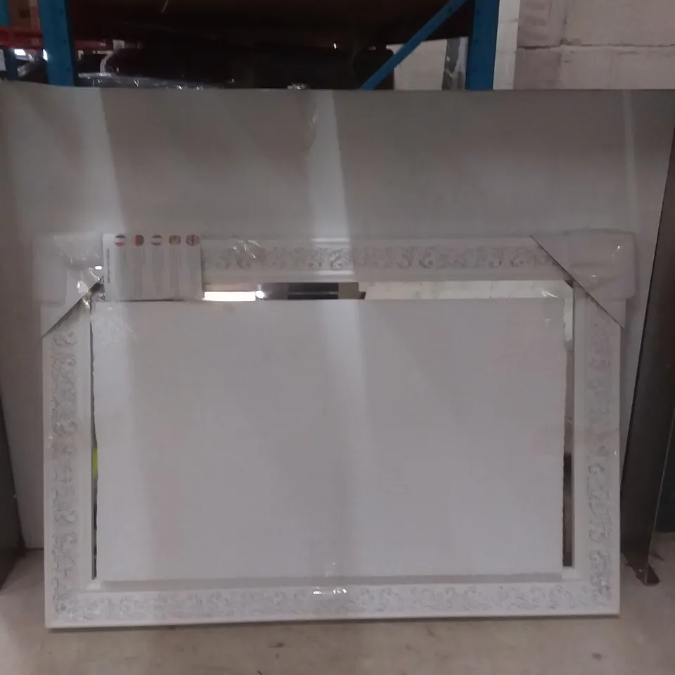 89CM X 60CM MIRROR WITH WHITE/SILVER FRAME