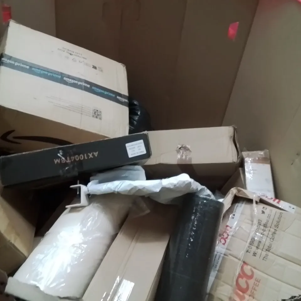 PALLET OF ASSORTED HOUSEHOLD GOODS AND PRODUCTS TO INCLUDE;INSECT KILLER MACHINE,BLANKET,BUILD YOUR OWN CAR JIGSAW 
