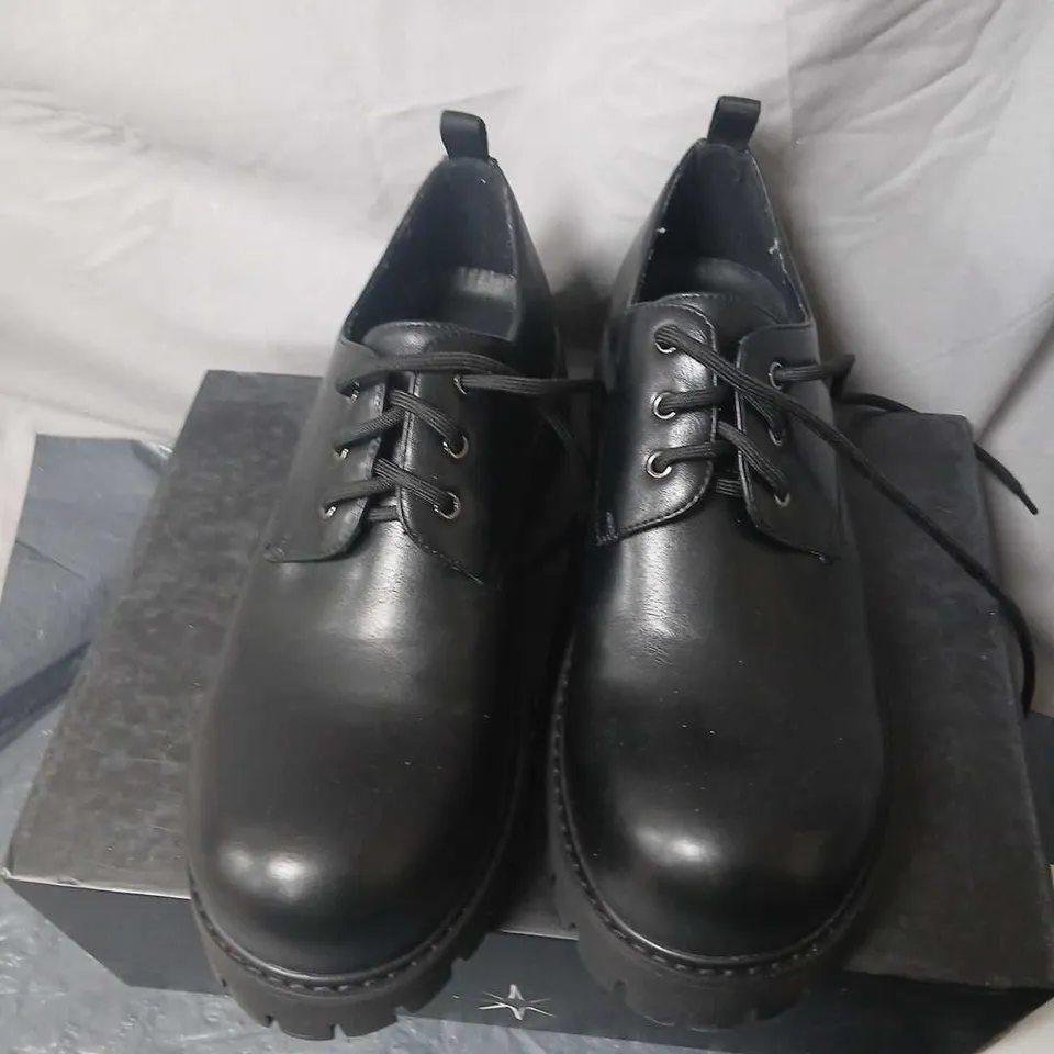 KOI DEACONS OF THE DEEP MEN'S BLACK PU SHOES UK 9 