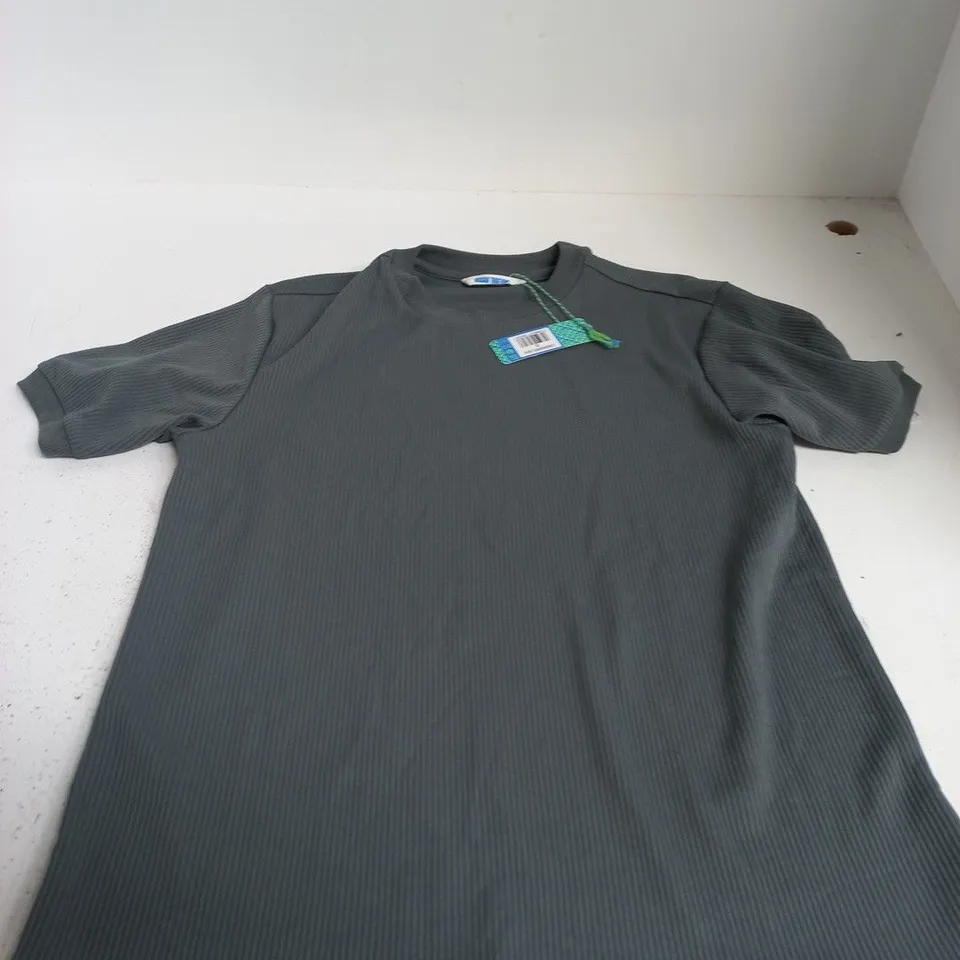 URBAN THREADS GREY RIBBED T-SHIRT – UK SIZE SMALL