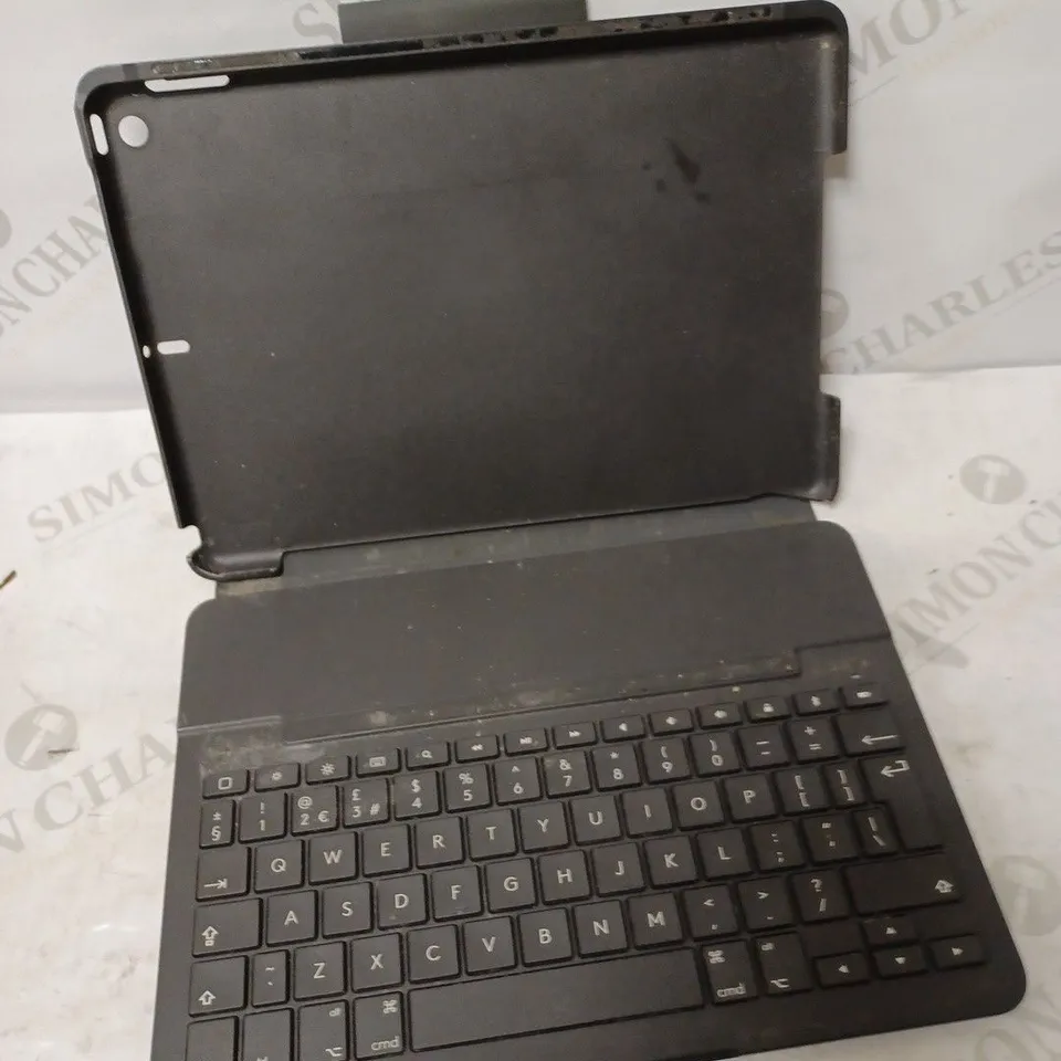 LOGITECH SLIM FOLIO BLUETOOTH KEYBOARD