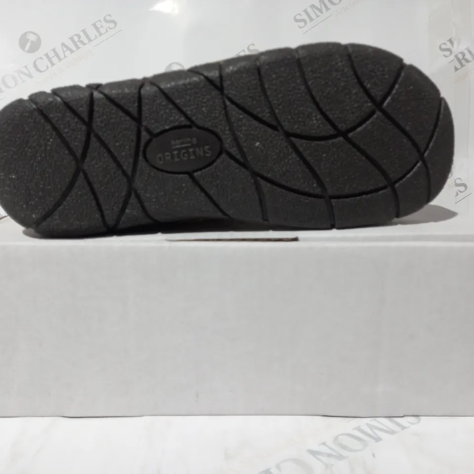 BOXED PAIR OF EARTH ORIGINS EMMALYN BEIGE BOOTIES - SIZE 5
