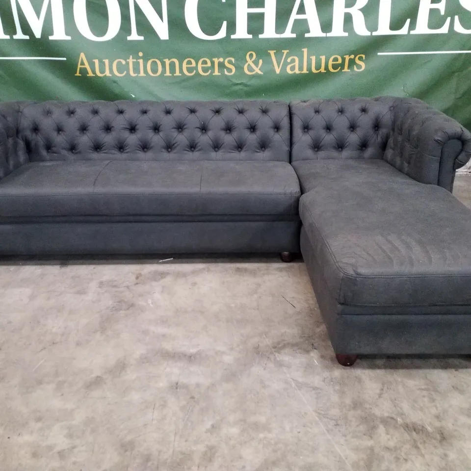 QUALITY DESIGNER 4 SEATER SOFA WITH RHF CHAISE - BLACK FABRIC 