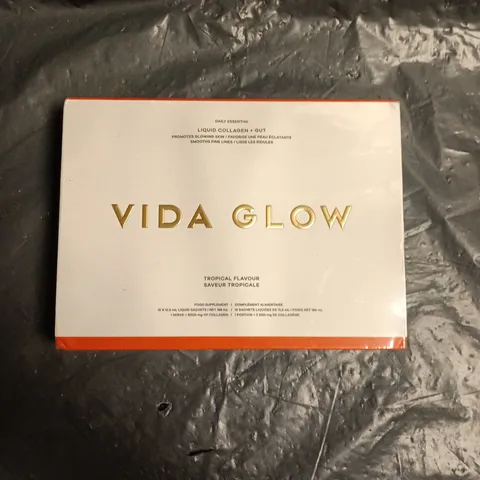 VIDA GLOW DAILY ESSENTIAL GIFT SET 