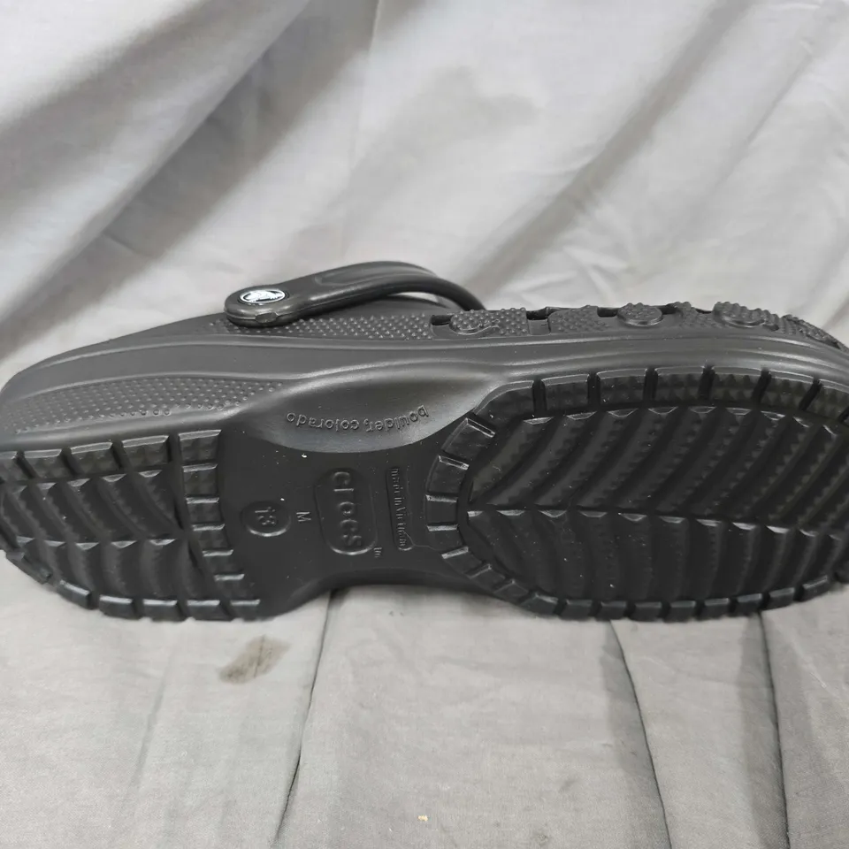 UNBOXED PAIR OF CROCS BAYA CLOGS IN BLACK - UK M12