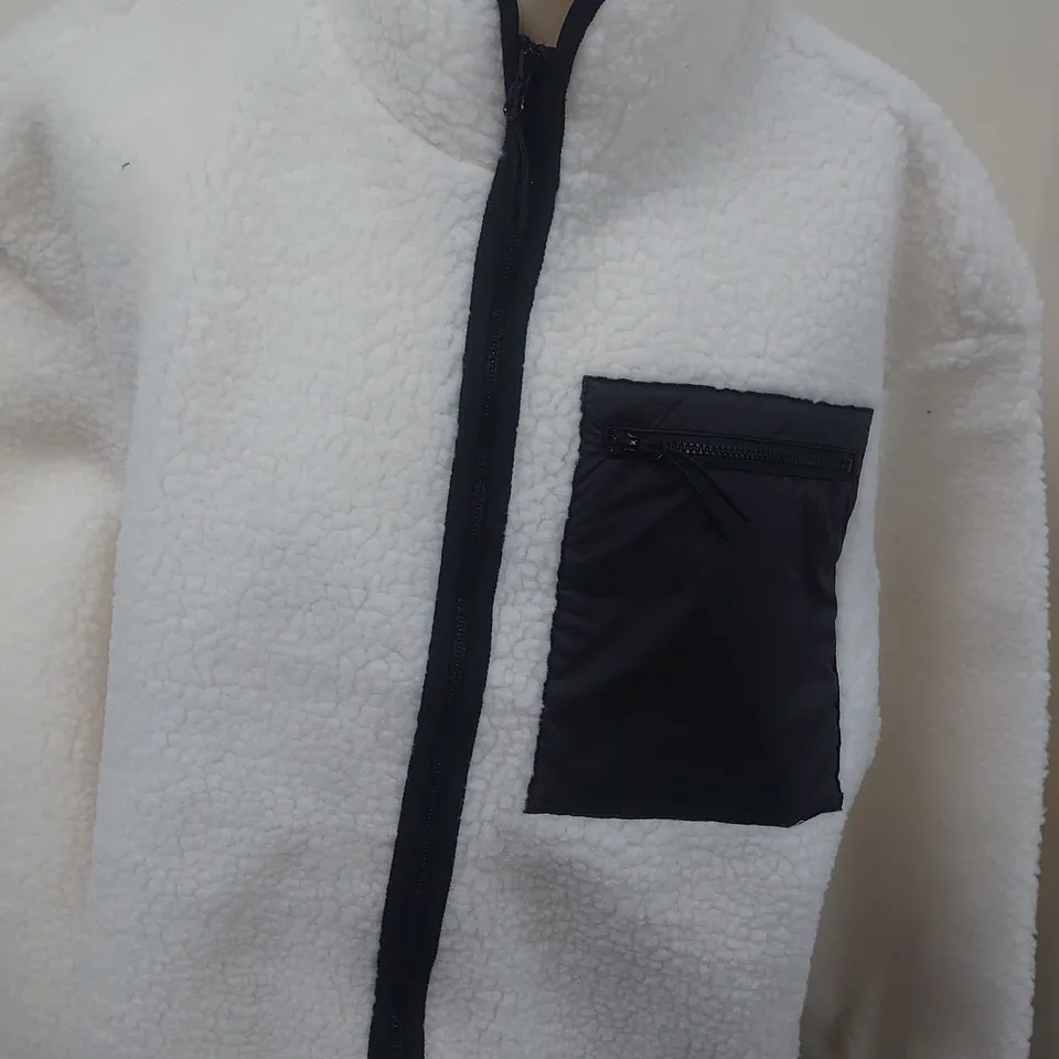 DIVIDED BORG ZIP THROUGH FLEECE WITH CONTRAST POCKET - EUR M