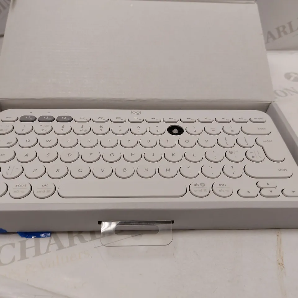 LOGITECH MULTI-DEVICE K380