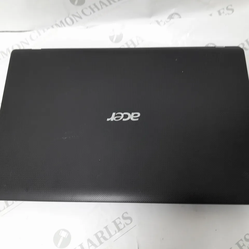 ACER ASPIRE 5552 AMD VISION LAPTOP