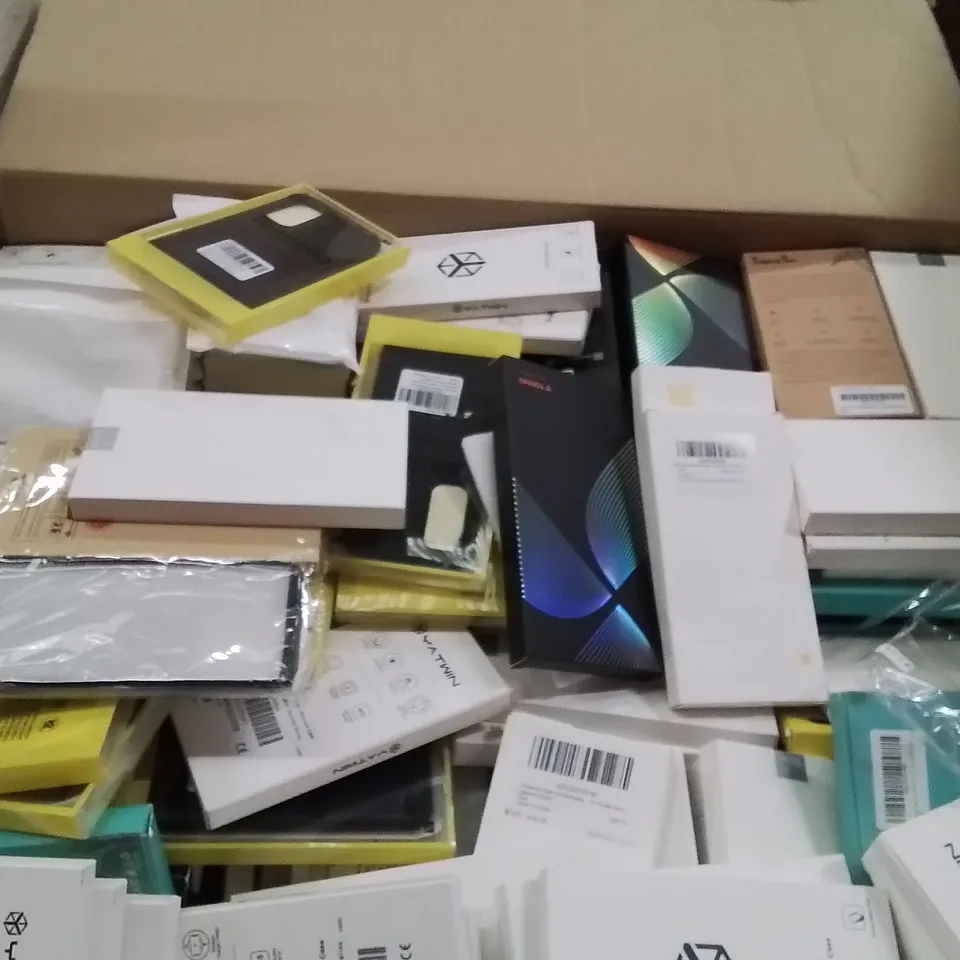 PALLET TO CONTAIN A LARGE QUANTITY OF PHONE CASES AND SCREEN PROTECTORS