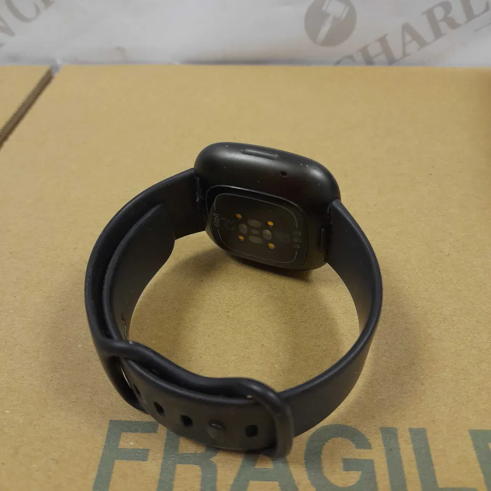 FITBIT FITNESS TRACKER WATCH