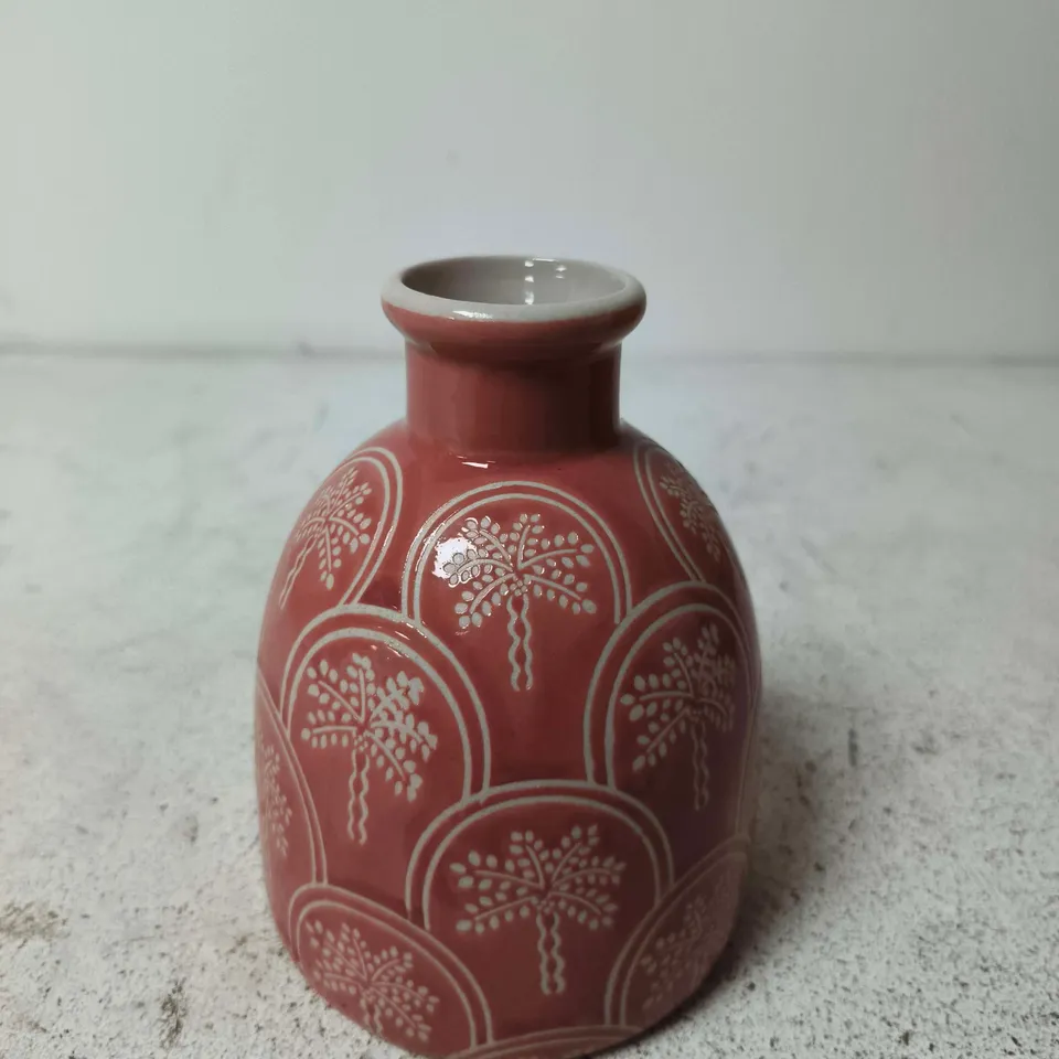 LANGS RED CERAMIC VASE WITH WHITE PALM MOTIF – DECORATIVE