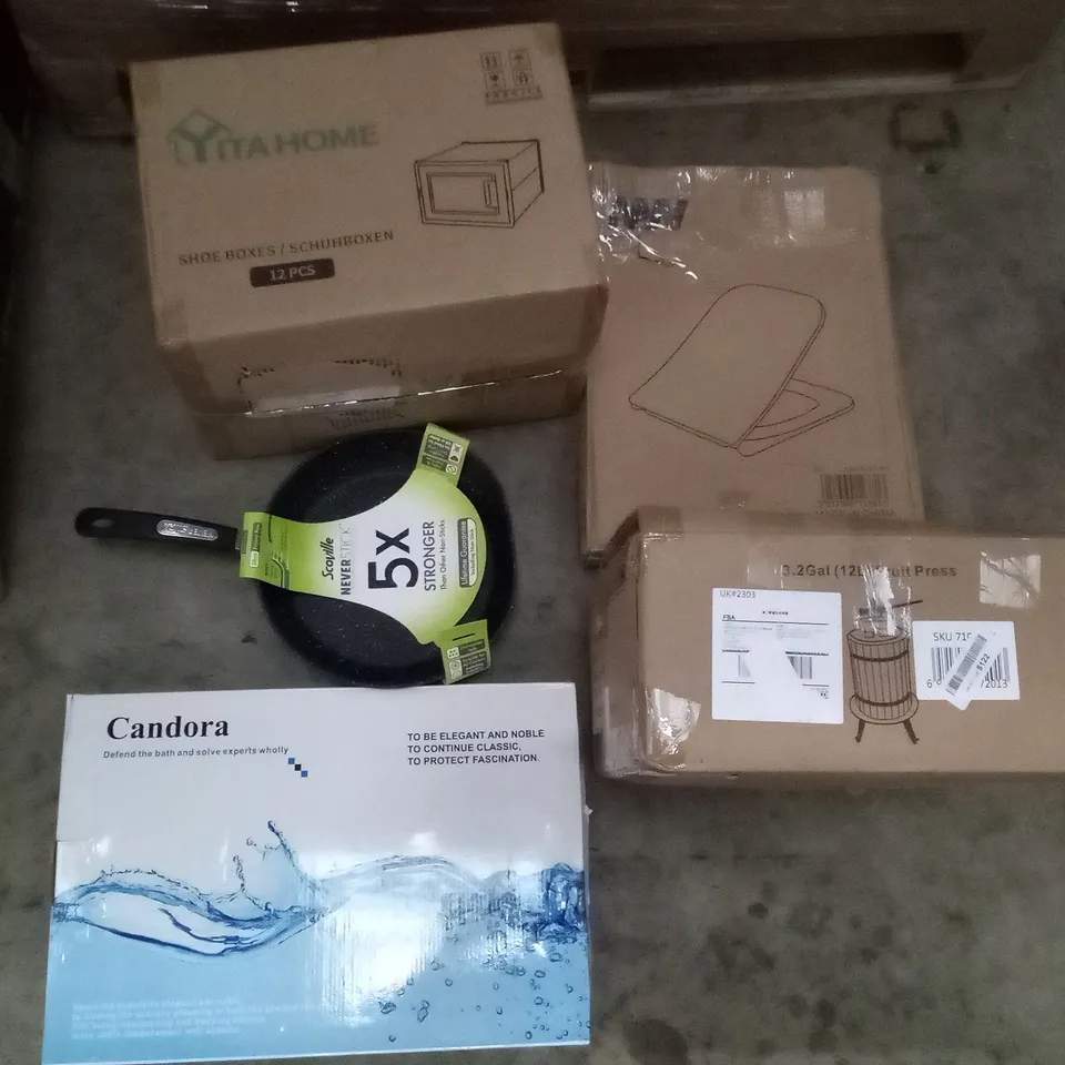 PALLET OF ASSORTED ITEMS INCLUDING 3.2 GAL FRUIT PRESS, TOILET SEAT, CANDIRA BATHROOM ACCESSORIES, SCOVILLE NEVER STICK FRYING PAN, SHOE BOXES