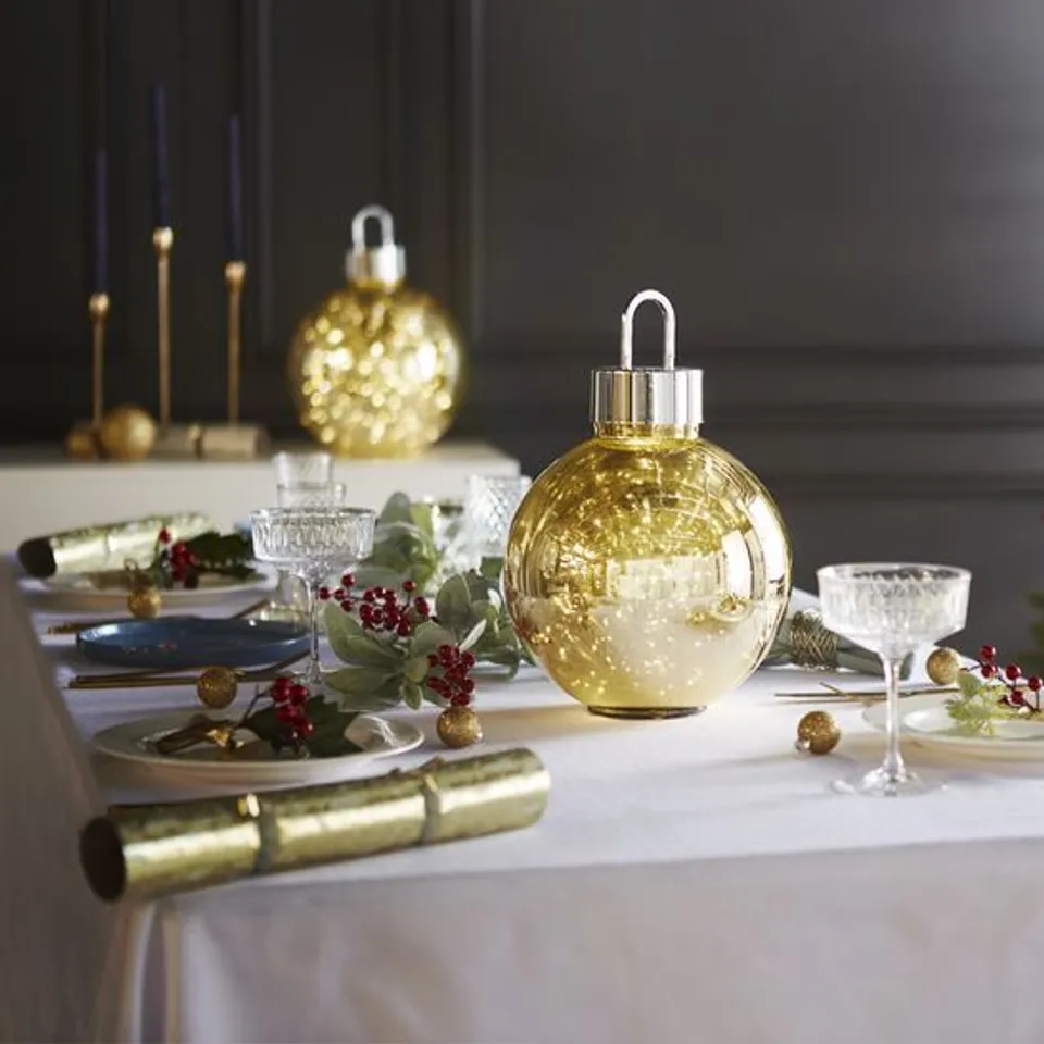 PALLET OF APPROXIMATELY 8 HOME REFLECTIONS PRE-LIT OVERSIZED FAIRY LIGHT GLASS BAUBLE GOLD