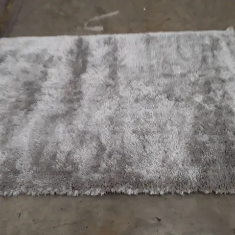 QUALITY DESIGNER AREA RUG // APPROX SIZE: 200 x 300cm