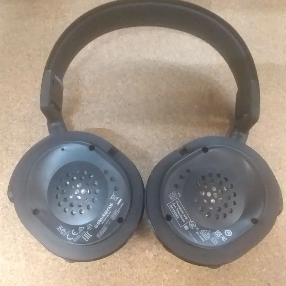 STEELSERIES ARCTIS 7 WIRELESS GAMING HEADSET