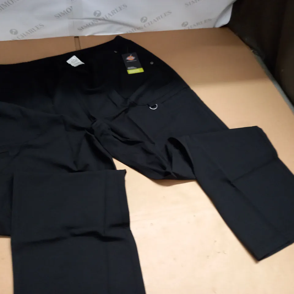 DICKIES XTREME STRETCH BLACK TROUSERS - 2XL