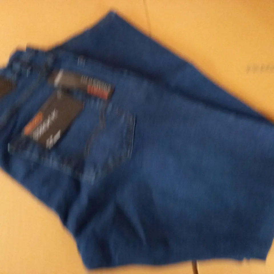 ENZO STRAIGHT FIT JEANS - 34S