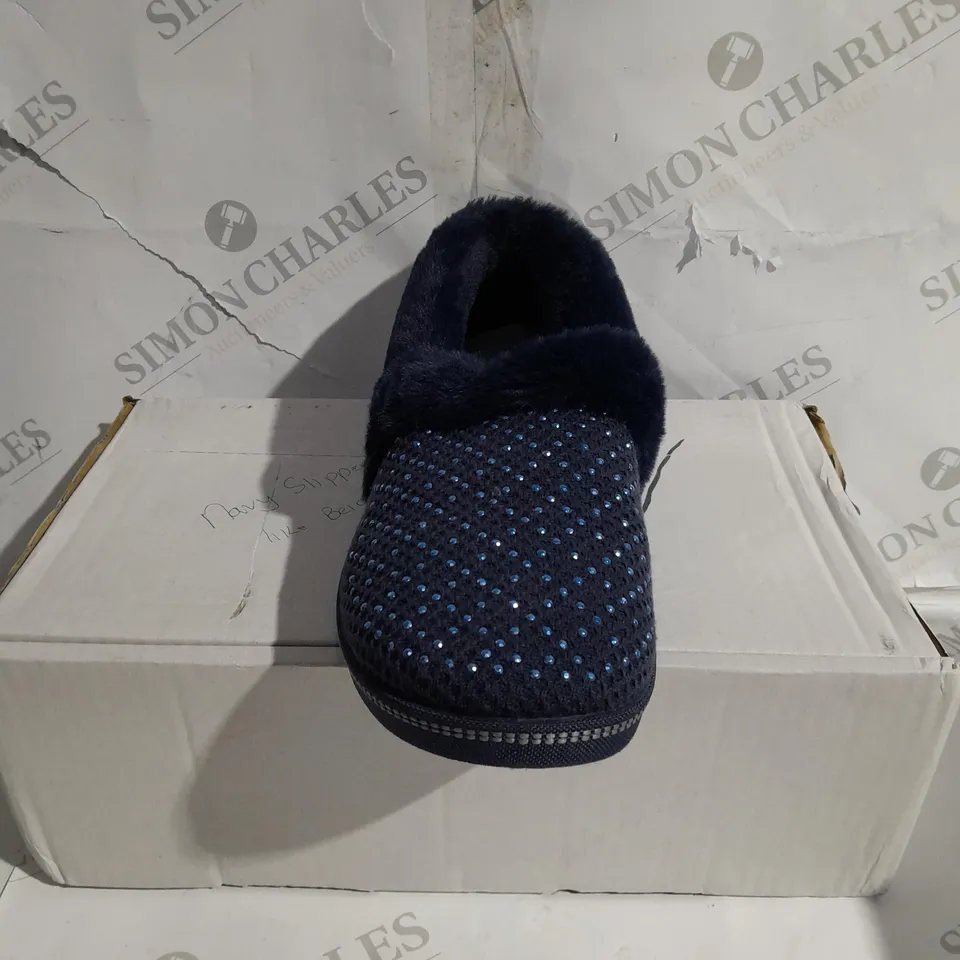 SKETCHERS COZY SLIPPERS - NAVY - SIZE 7