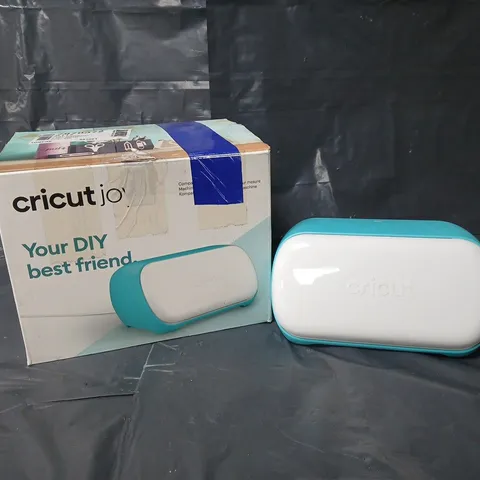 BOXED CRICUT JOY COMPACT SMART CUTTING MACHINE