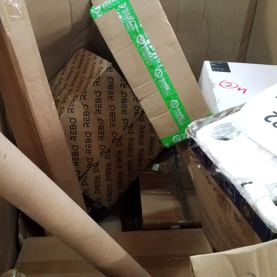 PALLET OF ASSORTED PRODUCTS INCLUDING OFFICE CHAIR, BABY PLAYPEN, COMPASS MOUSE PAD, SLOW JUICER, MULTIFUNCTIONAL PUSH UP BOARD