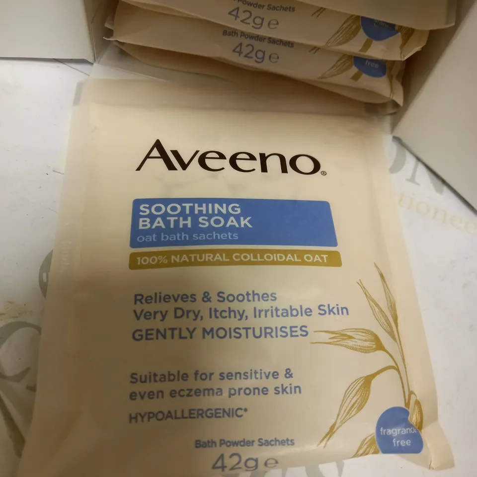 LOT OF TWO TO INCLUDE AVEENO SOOTHING BATH SOAK OAT SACHETS