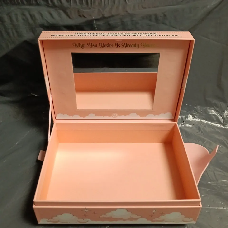 P.LOUISE FULFILLING DREAMS COSMETIC STORAGE BOX 