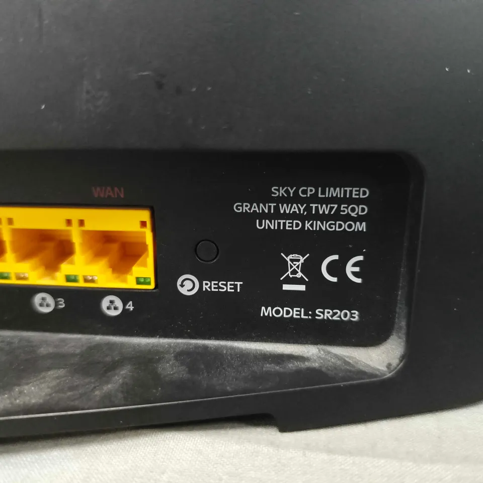 SKY SR203 ROUTER – HOME NETWORKING