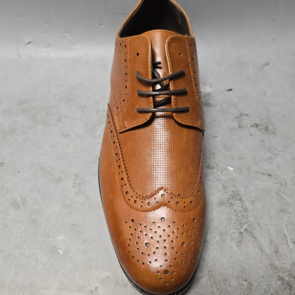 BECKETT BROWN SMART SHOES - SIZE 11 