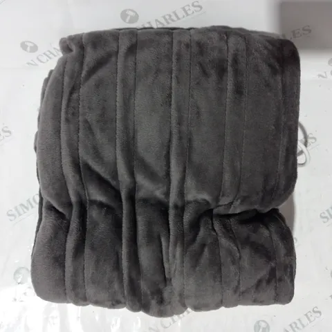 BOXED COZEE HOME VELVETSOFT HEATED THROW IN CHARCOAL