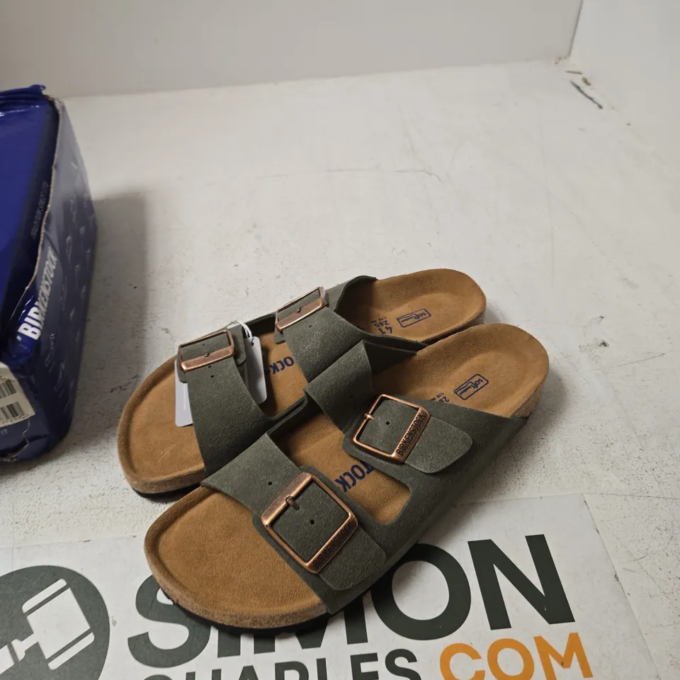 BIRKENSTOCK ARIZONA SF SANDALS – OLIVE GREEN, UK 6 (EU 41)