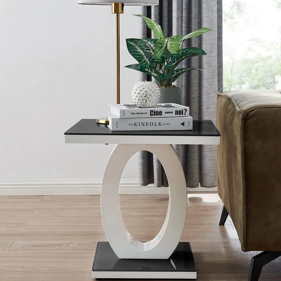 BOXED GIOVANNI BLACK SIDE TABLE TOP AND BASE (BOX 1 OF 2 ONLY)