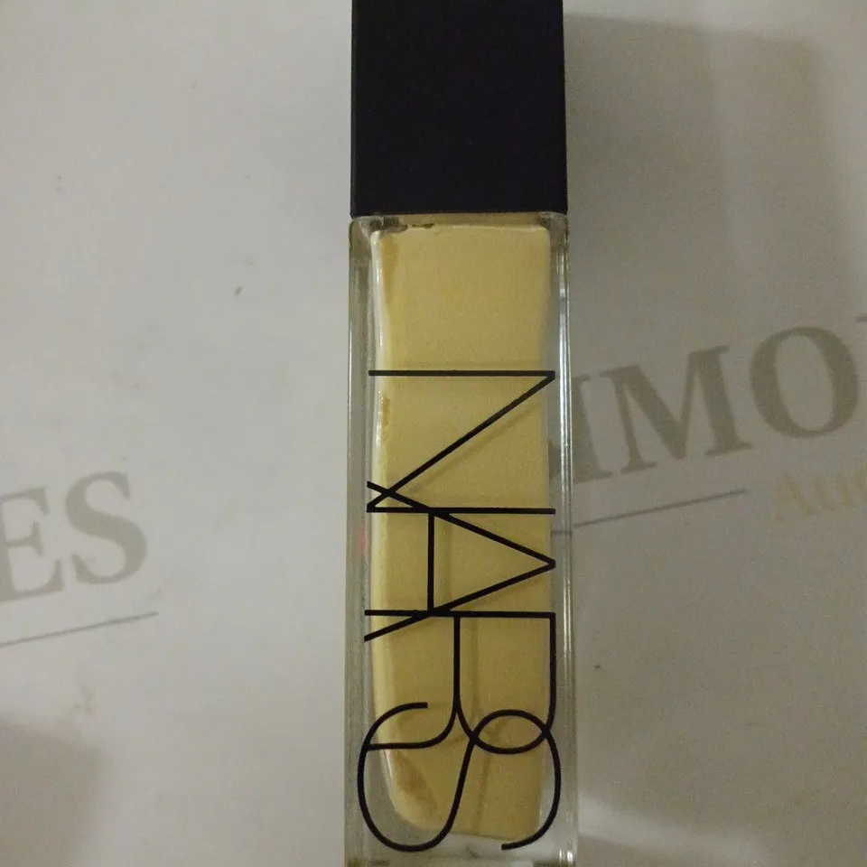 NARS COSMETICS NATURAL RADIANT LONGWEAR FOUNDATION, LIGHT-3 GOBI 6603