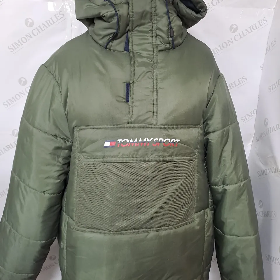 TOMMY HILFIGER SPORTS ZIPPED PADDED COAT IN KHAKI SIZE L