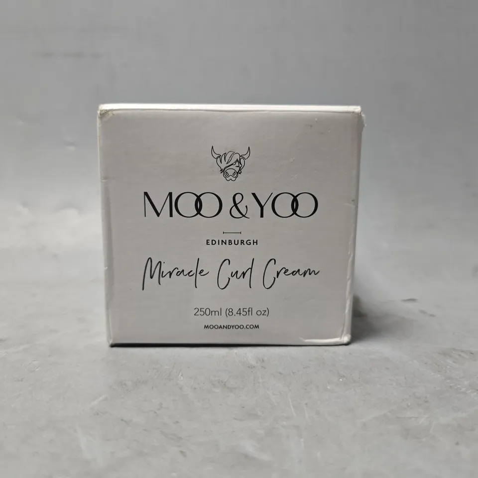 BOXED MOO & YOO MIRACLE CURL CREAM 
