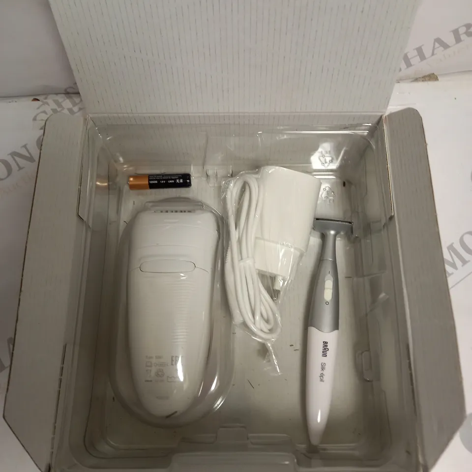 BOXED BRAUN SILK.EPIL 5 SHAVER 