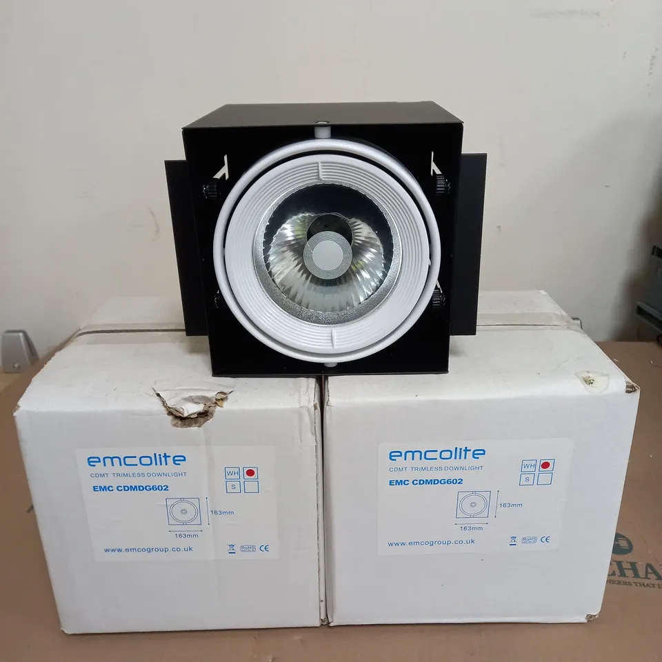 LOT OF 3 EMCOLITE CDMT TRIMLESS DOWNLIGHT EMC CDMDG602