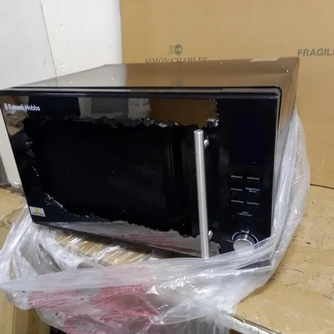 RUSSELL HOBBS FAMILY PLUS BLACK COMBINATION MICROWAVE - BROKEN SCREEN