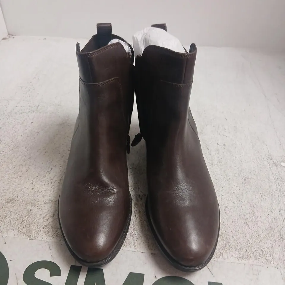 GEOX BROWN LEATHER CHELSEA BOOTS – ANKLE BOOTS